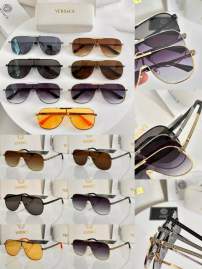Picture of Versace Sunglasses _SKUfw79480200fw